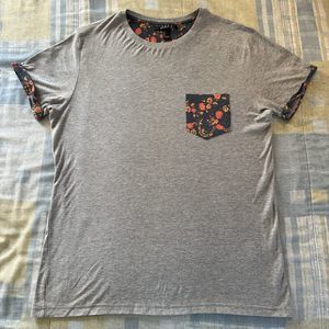 FOREVER 21 Sleeve & Pocket Floral Print Gray Mens T-shirt Large
